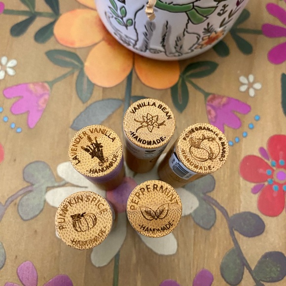 CUSTOM Kitty Holiday Cup Filled With Buyer’s Choice Bath & Body Goodies - Picture 3 of 4